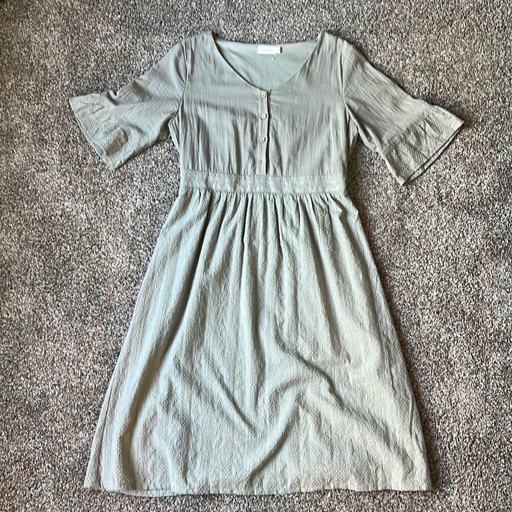 Flowy Sleeve Green Dress (Roolee)
